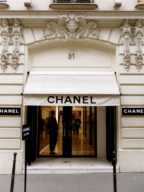 where is coco chanel in paris